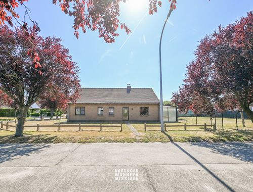                                         Bungalow à vendre à Bellem, € 339.000
