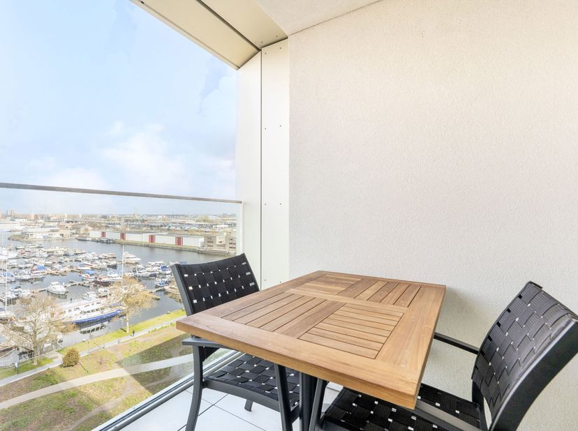 Schitterend appartement met panoramisch zicht op het Eilandje en Kempischdok.<br />
Gelegen op de achtste verdieping van de gloednieuwe residentie 'Do