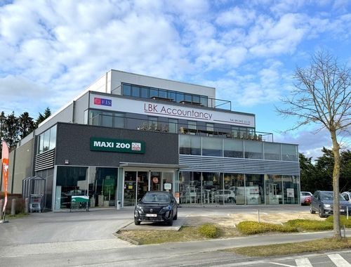                                         Kantoor te huur in Sint-Martens-Latem, € 6.700

