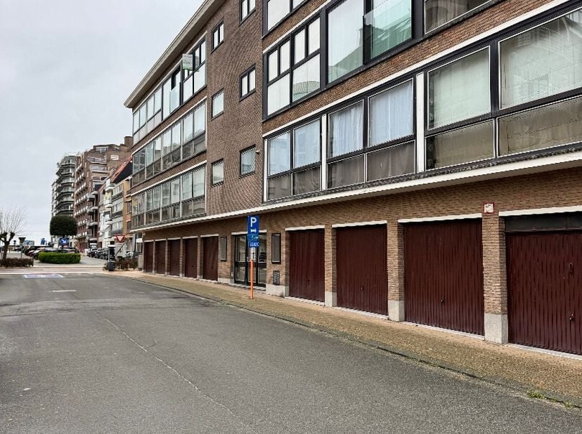 Deze charmante studio is gelegen in het bruisende Middelkerke en is ideaal voor wie op zoek is naar een gezellige thuis of tweede verblijf met alle no