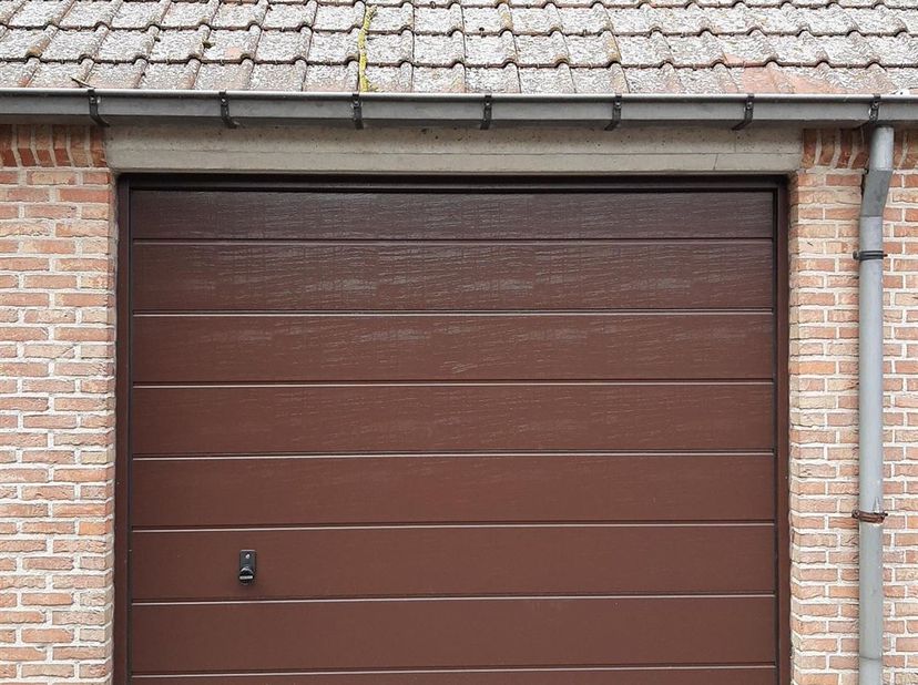 Garage à louer
                    à 8930 Menen