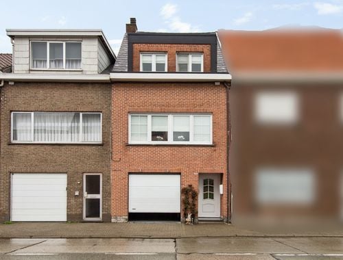                                         Eengezinswoning te koop in Aartselaar, € 375.000
