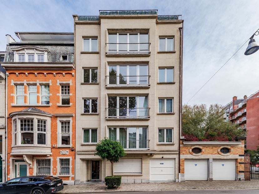 Appartement à louer à ,
                    1180 Uccle