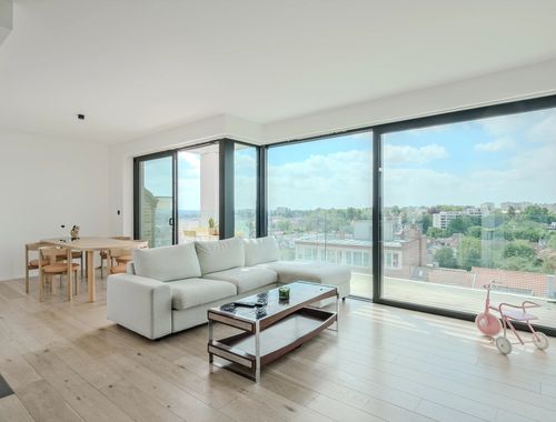                                         Penthouse te koop in Ukkel, € 845.000
