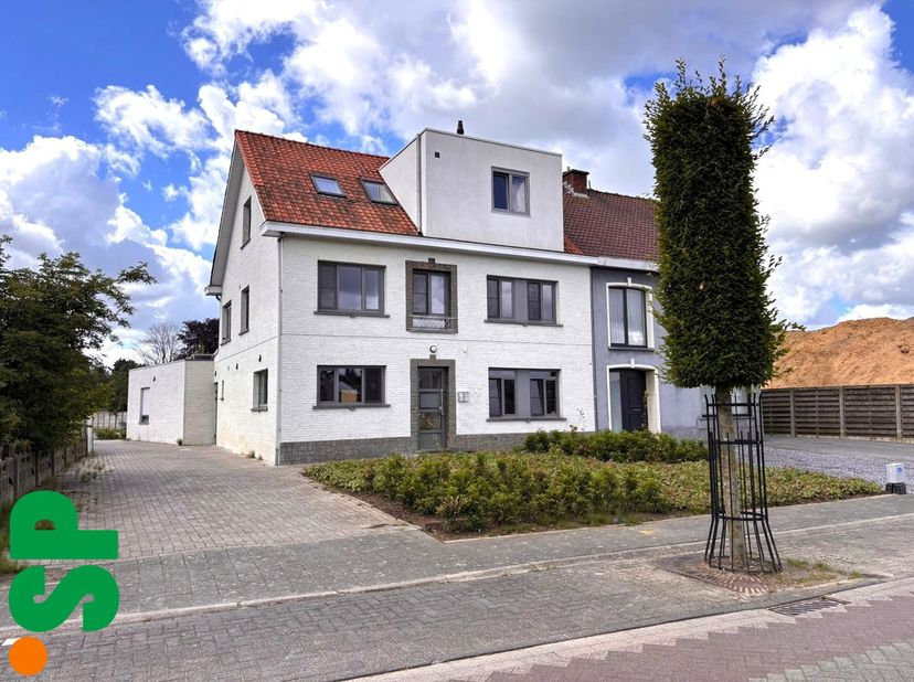 Kot-Colocation à louer
                    à 2440 Geel