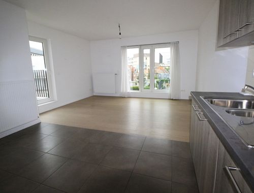                                         Appartement te koop in Schaarbeek, € 315.000
