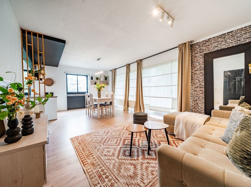 Appartement te koop in Boulevard Louise Mettewie 86,
                    1080 Sint-Jans-Molenbeek
