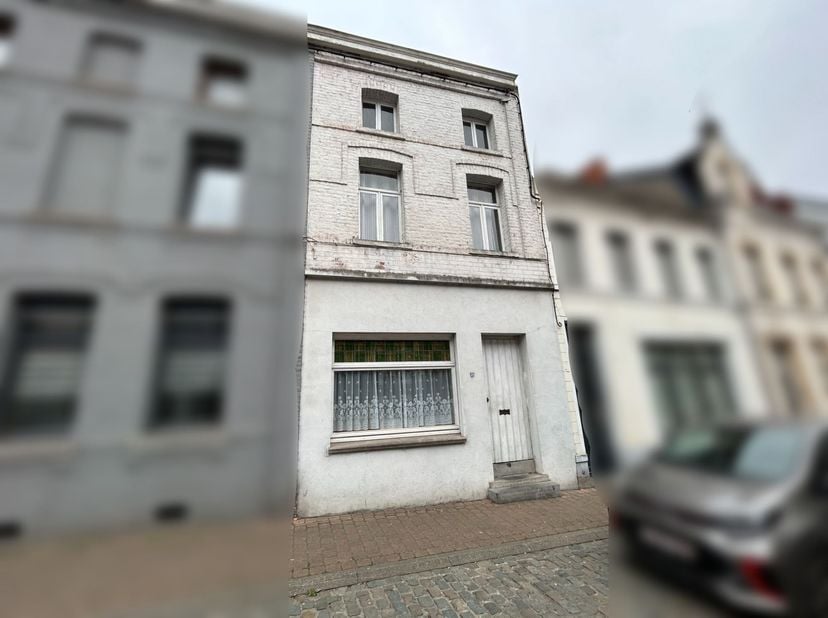 Huis te koop in Rue de Sondeville 28,
                    7600 Péruwelz