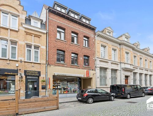                                         Handelspand met woonst te koop in Ieper, € 549.000

