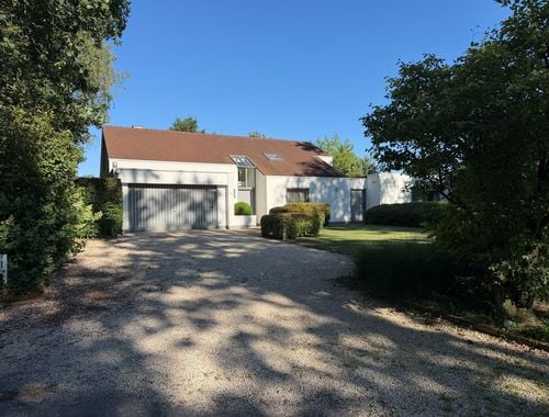                                         Villa te koop in Belsele, € 1.145.000

