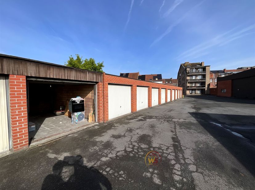 Garage à louer à Brugseweg,
                    8900 Ieper