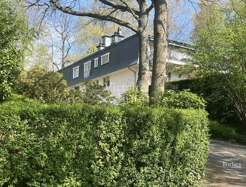                                         Appartement te koop in Ukkel, € 950.000
