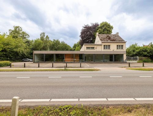                                         Bâtiment commercial à vendre à Geel, € 750.000
