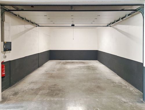                                         Bedrijfsgebouw te huur in Westerlo, € 175
