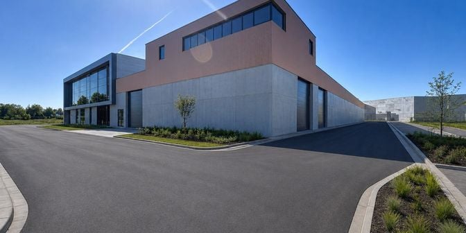 Bedrijfsvastgoed te koop in Schatting 43, 8210 Zedelgem