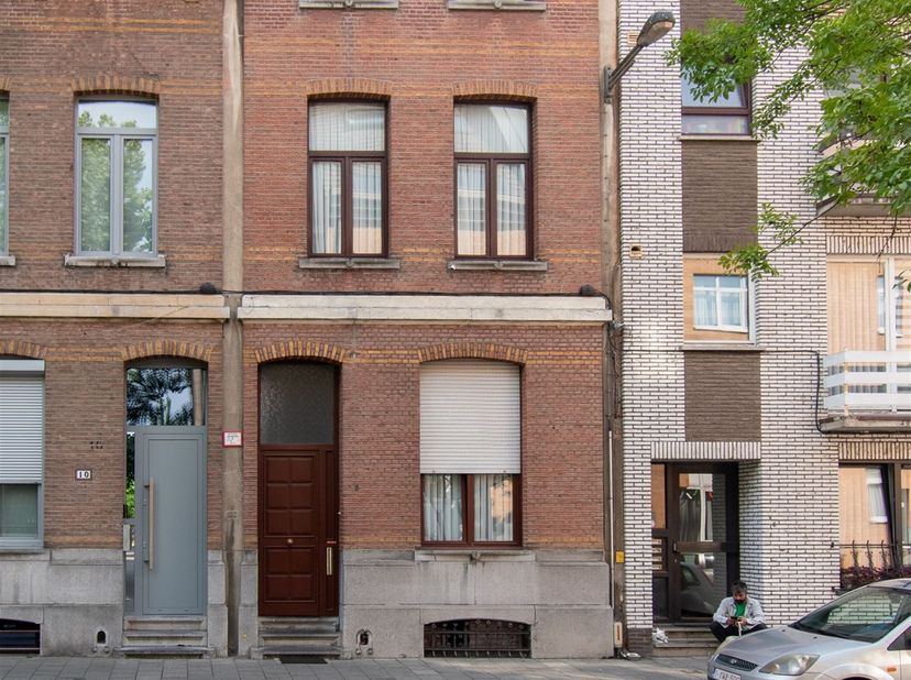 ANVERS - KIEL | MAISON FAMILIALE À RÉNOVER, AVEC QUATRE CHAMBRES ET UN JARDIN URBAIN, SUR UNE SUPERFICIE TOTALE DE 110 m² | EPC F |<br />
Agencement
