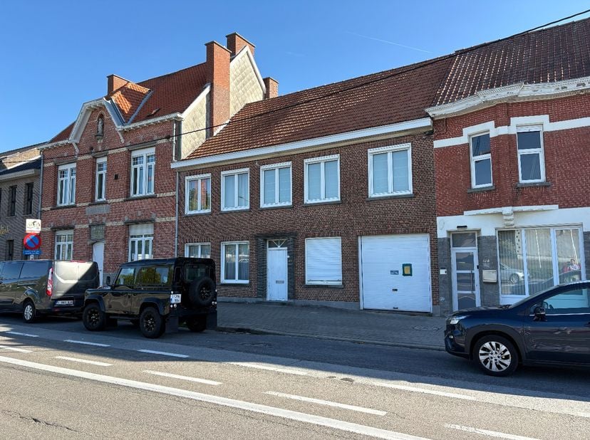 Maison à vendre à Doorniksesteenweg 217,
                    8500 Kortrijk