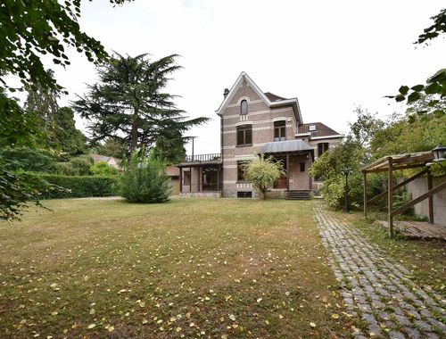                                         Villa à vendre à Wezembeek-Oppem, € 1.100.000
