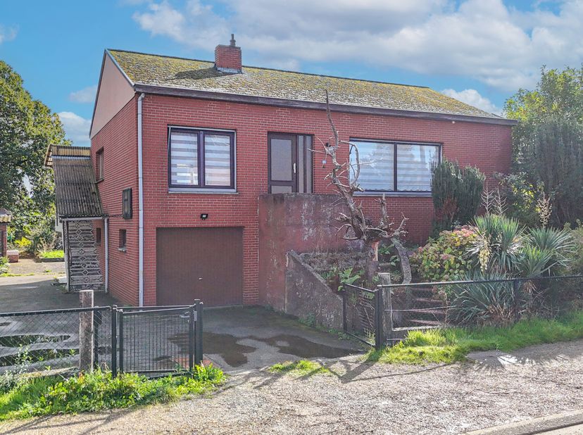 Huis te koop in Zandhoefstraat 26,
                    3582 Koersel
