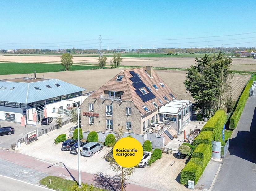 Bien professionnel à vendre
                    à 8377 Zuienkerke
