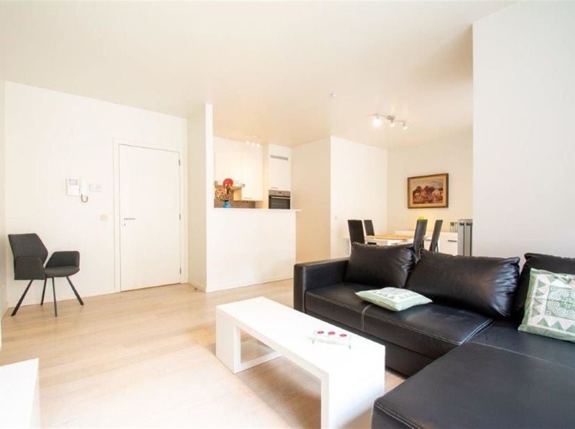 Appartement te huur in Rue de Gerlache 67,
                    1040 Etterbeek