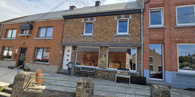 Huis te koop in Place du Monument 5, 5560 Houyet