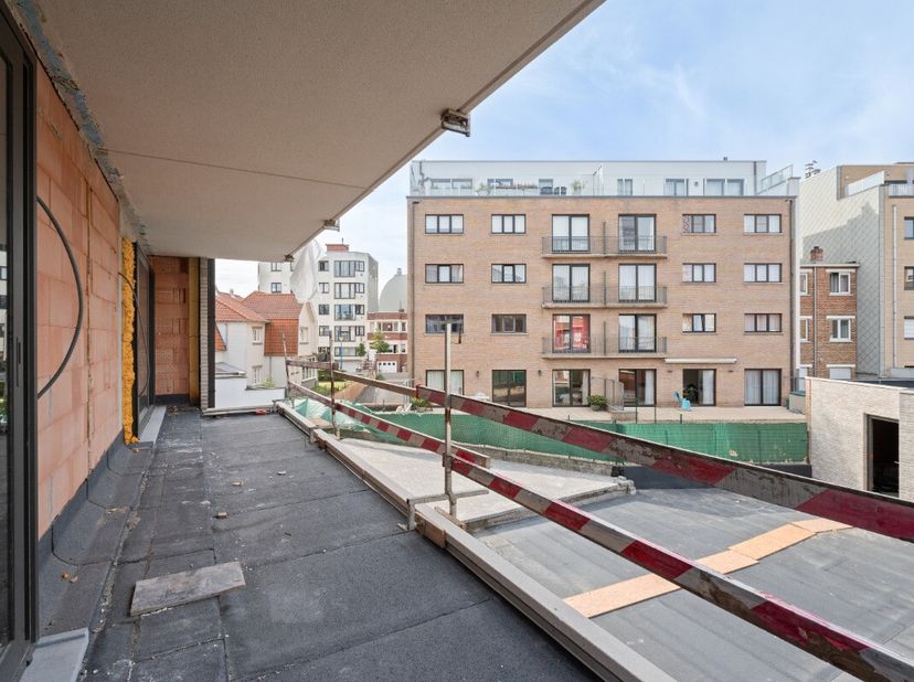 Koksijde: Luxueus nieuwbouwappartement met ruim terras vlak bij het centrum! Ontdek dit stijlvolle appartement in het gloednieuwe woonproject resident