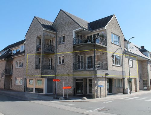                                         Appartement te koop in Oeselgem, € 360.000
