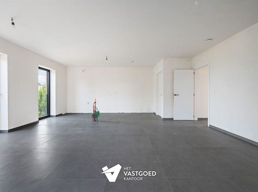 Energiezuinig wonen op de tweede verdieping.<br />
Dit appartement op de tweede verdieping beschikt over 82,75 m² bewoonbare oppervlakte, 1 slaapkamer