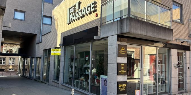 Bien professionnel à louer à Molenstraat 9 boîte 2, 3600 Genk