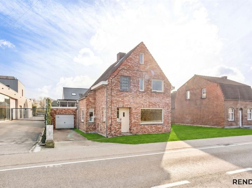 Deze woning is gelegen in Pelt, op een gunstige locatie op slechts ca. 150 meter van de natuur. Bovendien bevindt de woning zich vlak bij de N74 en op