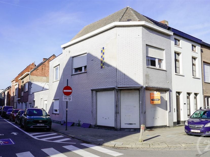 De Clemenceaustraat is gelegen in het centrum van Sint-Katelijne-Waver, een aangename en rustige gemeente in de provincie Antwerpen. Dankzij deze cent