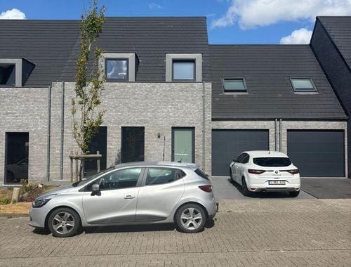                                         Woning te huur in Poperinge, € 950
