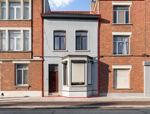                                         Eengezinswoning te koop in Merksem, € 349.000
