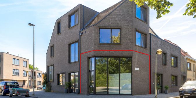 Bedrijfsvastgoed te koop in 2030 Antwerpen