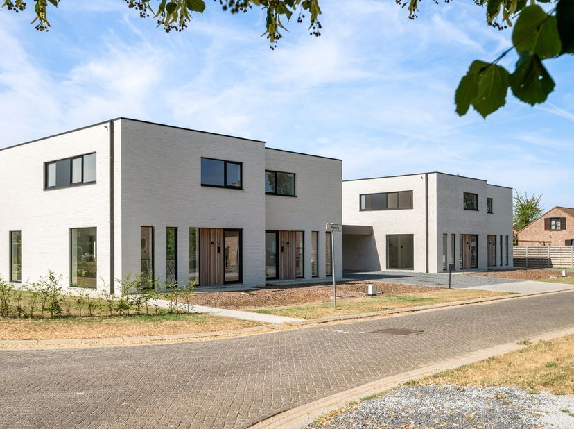 Huis te koop
                    in 2430 Vorst