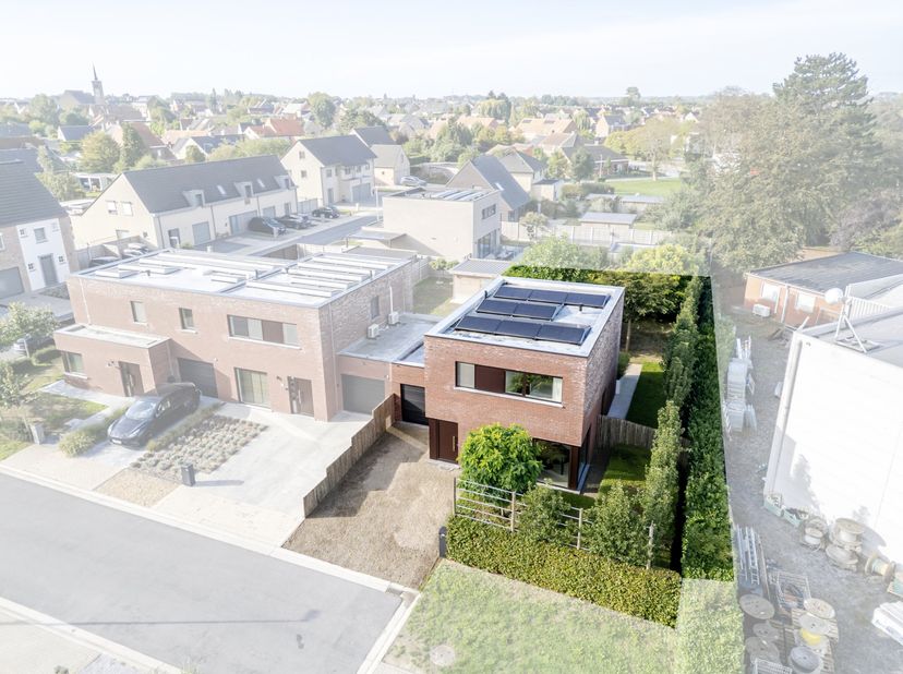 Maison à vendre à Karnemelkstraat 11,
                    8750 Wingene