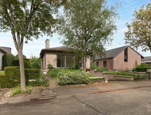                                         Eengezinswoning te koop in Oorbeek, € 290.000
