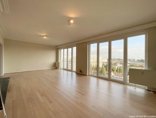                                         Appartement te huur in Schaarbeek, € 1.350

