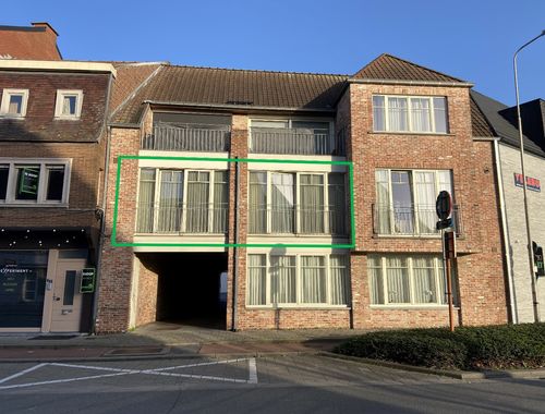                                         Appartement à vendre à Sint-Eloois-Vijve, € 210.000
