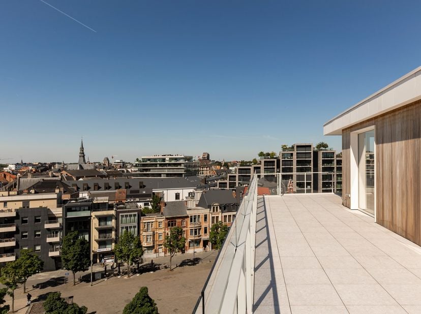 Appartement te koop in Kolonel Dusartplein 1 bus 7,
                    3500 Hasselt