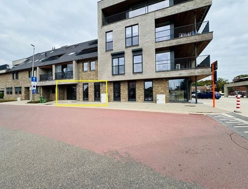                                         Handelspand te huur in Dilsen-Stokkem, € 800
