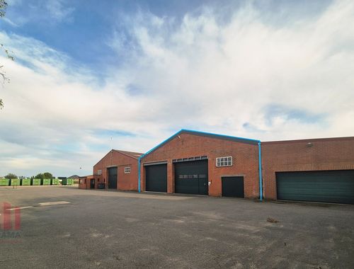                                         Bedrijfsgebouw te huur in Kortemark, € 2.250
