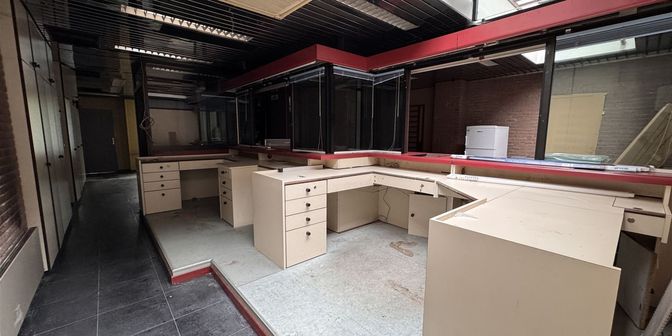 Bedrijfsvastgoed te huur in Rue Albert 1er 36, 7600 Péruwelz
