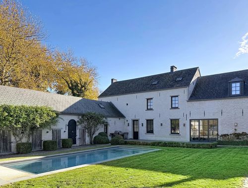                                         Uitzonderlijke woning te koop in Arquennes, € 2.375.000
