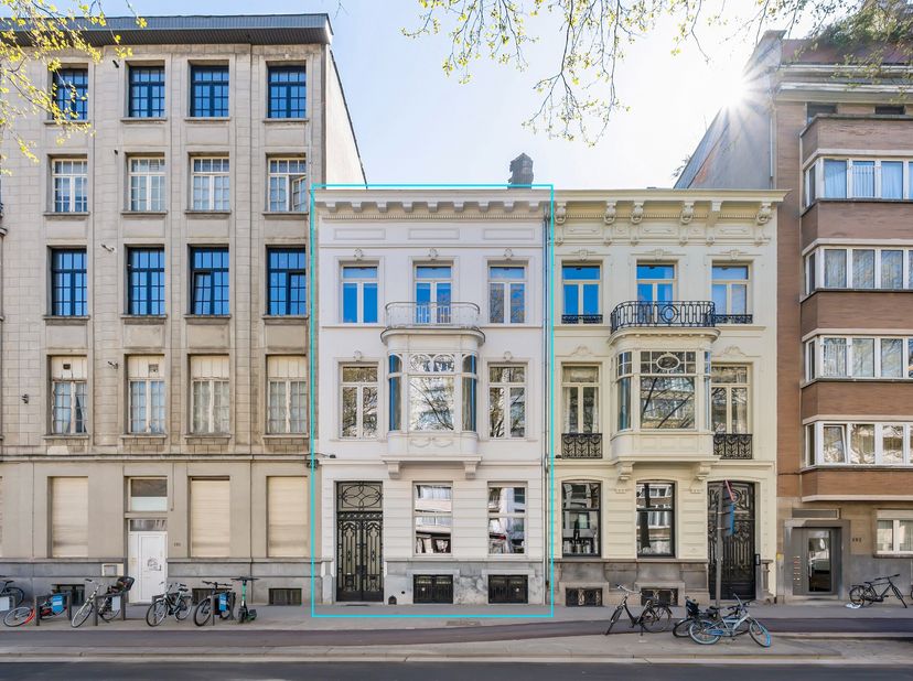 Maison à vendre
                    à 2018 Antwerpen