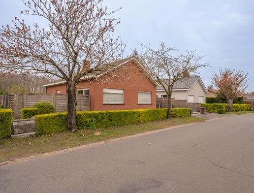                                         Maison à vendre à Sijsele, € 380.000
