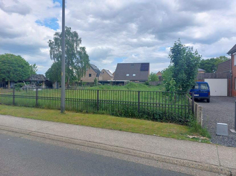 Bent u opzoek naar een aangename bouwgrond in Pelt op Boseind?<br />
Ontdek deze bouwgrond gelegen te Boseind van 6a35ca.<br />
De bouwgrond is gelege