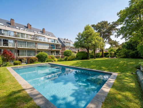                                         Triplex à vendre à Woluwe-Saint-Lambert, € 445.000
