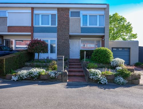                                         Woning te koop in Deerlijk, € 195.000
